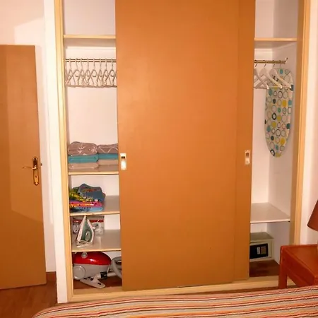 Close To Golden Mile Apartamento