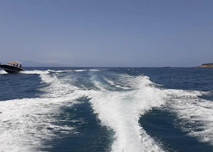 Close To Golden Mile דירה