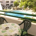 Close To Golden Mile Apartment