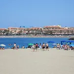 Close To Golden Mile Appartement *
